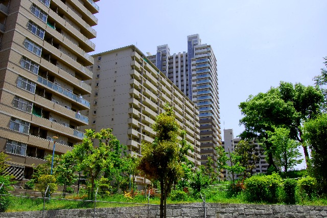 J-REITなら1万円から不動産投資ができる!?